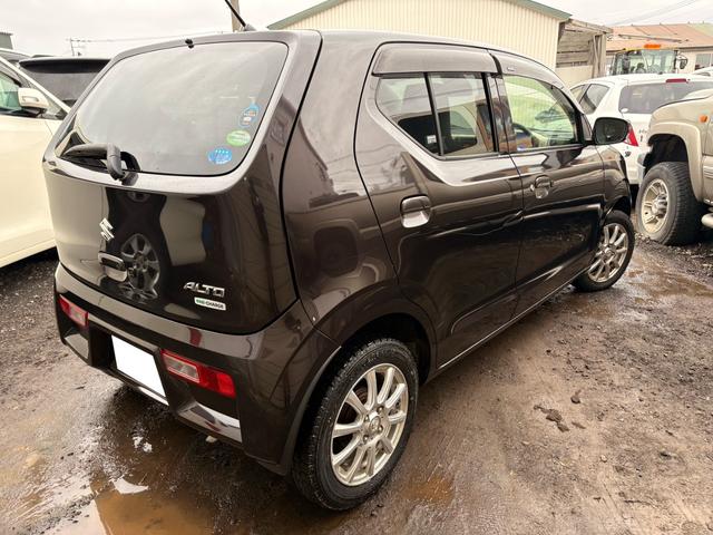 アルト Ｘ　４ＷＤ・６万キロ台・スマートキー・アイドリングストップ・レーダーブレーキサポート・横滑り防止装置・電動格納ミラー・前席シートヒーター・盗難防止システム・ＡＢＳ・整備付き（6枚目）