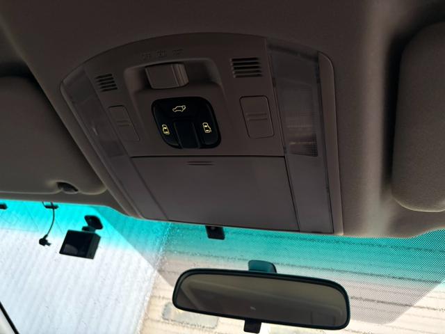 ヴェルファイア ２．４Ｚ　プラチナムセレクション　４ＷＤ・７人乗り・両側電動パワースライドドア・ＥＴＣ・ＨＩＤヘットライト・オットマンパワーバックドア・フリップダウンモニター・社外ナビ・ＴＶ・車検整備付き（46枚目）