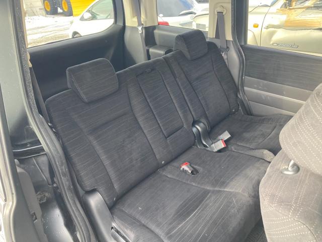 ステップワゴン Ｇ　Ｌパッケージ　４ＷＤ・スマーキー・両側電動パワースライドドア・社外テールランプ（30枚目）