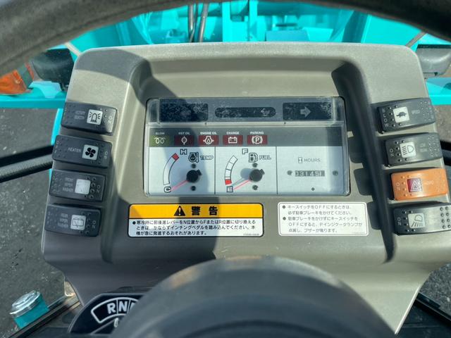 日本 　コベルコ　タイヤショベルＬＫ５０Ｚ－５　全塗装済み　０．５立米　バケット幅１６９ｃｍ　使用時間３１４３ＨＲ（49枚目）