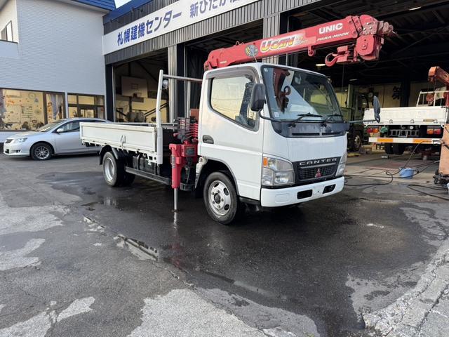 キャンター 　２トン３段クレーンロング　ラジコン　パラフック　ユニックブーム　フル装備　５ＭＴ　走行９．５万キロ　車検１年付　荷台３ｍ５３ｃｍ×１ｍ７９ｃｍ（8枚目）