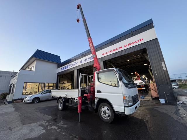 キャンター 　２トン３段クレーンロング　ラジコン　パラフック　ユニックブーム　フル装備　５ＭＴ　走行９．５万キロ　車検１年付　荷台３ｍ５３ｃｍ×１ｍ７９ｃｍ（40枚目）