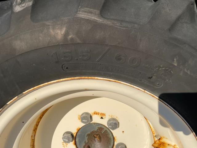 日本 ヤンマー V4-6 0.5立米 バケット幅169cm アワーメーター215時間(17枚目)