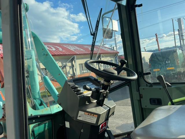 日本 ヤンマー V4-6 0.5立米 バケット幅169cm アワーメーター215時間(34枚目)