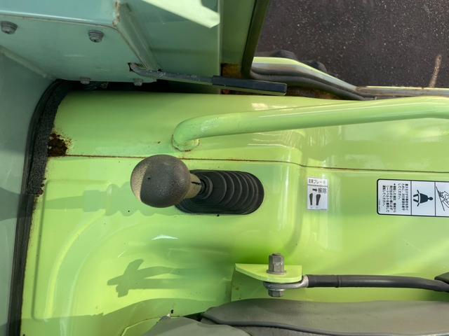 日本 ヤンマー V4-6 0.5立米 バケット幅169cm アワーメーター215時間(42枚目)