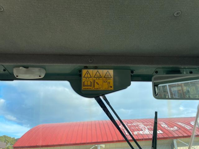 日本 ヤンマー V4-6 0.5立米 バケット幅169cm アワーメーター215時間(43枚目)