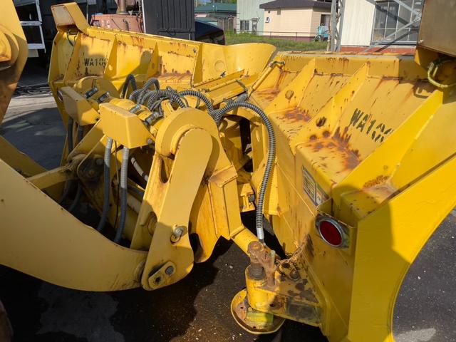 日本 　コマツ　ＷＡ１００－６Ｙ　１．３立米　大型タイヤショベル　ワンタッチカプラ　ノーマルバケット付き　スパイクタイヤ装着　エアコン（14枚目）