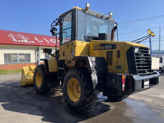 日本 　コマツ　ＷＡ１００－６Ｙ　１．３立米　大型タイヤショベル　ワンタッチカプラ　ノーマルバケット付き　スパイクタイヤ装着　エアコン（19枚目）