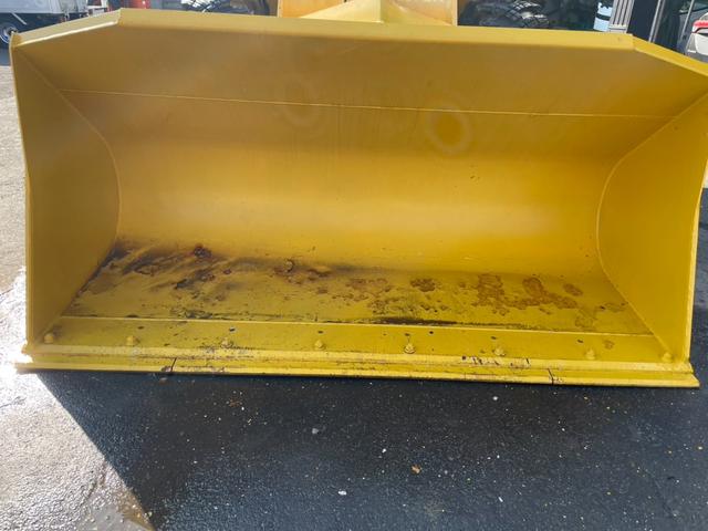 日本 　コマツ　ＷＡ１００－６Ｙ　１．３立米　大型タイヤショベル　ワンタッチカプラ　ノーマルバケット付き　スパイクタイヤ装着　エアコン（25枚目）