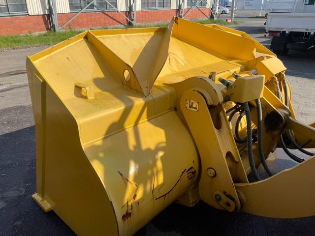 日本 　コマツ　ＷＡ１００－６Ｙ　１．３立米　大型タイヤショベル　ワンタッチカプラ　ノーマルバケット付き　スパイクタイヤ装着　エアコン（31枚目）