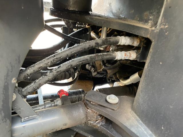 日本 　コマツ　ＷＡ１００－６Ｙ　１．３立米　大型タイヤショベル　ワンタッチカプラ　ノーマルバケット付き　スパイクタイヤ装着　エアコン（39枚目）