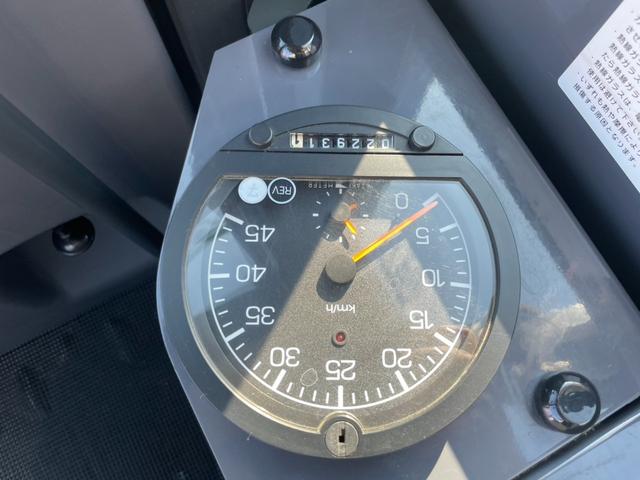 日本 　コマツ　ＷＡ１００－６Ｙ　１．３立米　大型タイヤショベル　ワンタッチカプラ　ノーマルバケット付き　スパイクタイヤ装着　エアコン（54枚目）