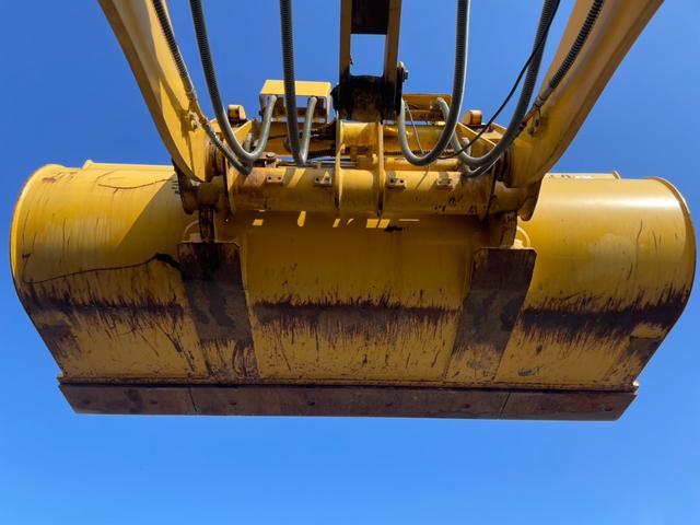 日本 　コマツ　ＷＡ１００－６Ｙ　１．３立米　大型タイヤショベル　ワンタッチカプラ　ノーマルバケット付き　スパイクタイヤ装着　エアコン（65枚目）