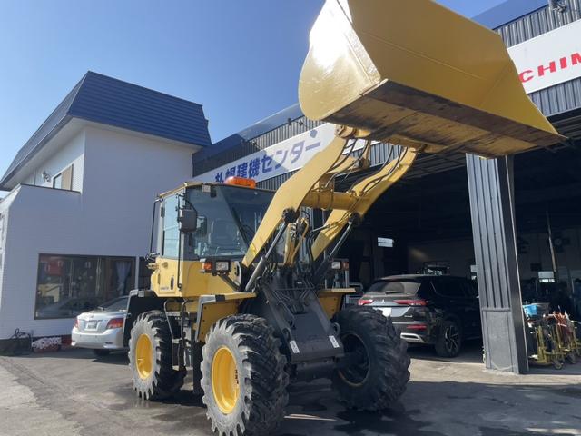 日本 　コマツ　ＷＡ１００－６Ｙ　１．３立米　大型タイヤショベル　ワンタッチカプラ　ノーマルバケット付き　スパイクタイヤ装着　エアコン（68枚目）