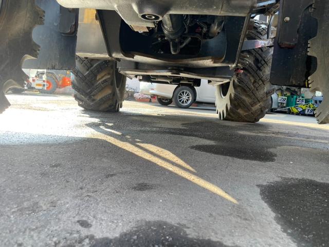 日本 　コマツ　ＷＡ１００－６Ｙ　１．３立米　大型タイヤショベル　ワンタッチカプラ　ノーマルバケット付き　スパイクタイヤ装着　エアコン（69枚目）