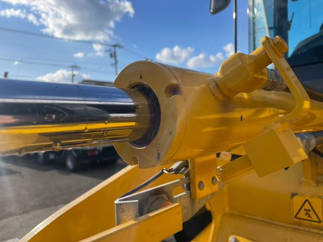 日本 日立ZW80S-5B 令和3年(2021)年式 0.9立米 バケット幅198cm 使用時間2010時間 ダブルヒーター スパイクタイヤ 車検令和9年10月(17枚目)