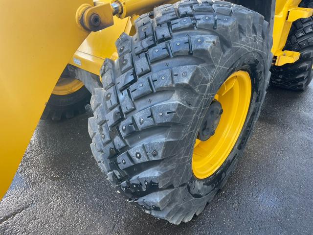 日本 日立ZW80S-5B 令和3年(2021)年式 0.9立米 バケット幅198cm 使用時間2010時間 ダブルヒーター スパイクタイヤ 車検令和9年10月(19枚目)