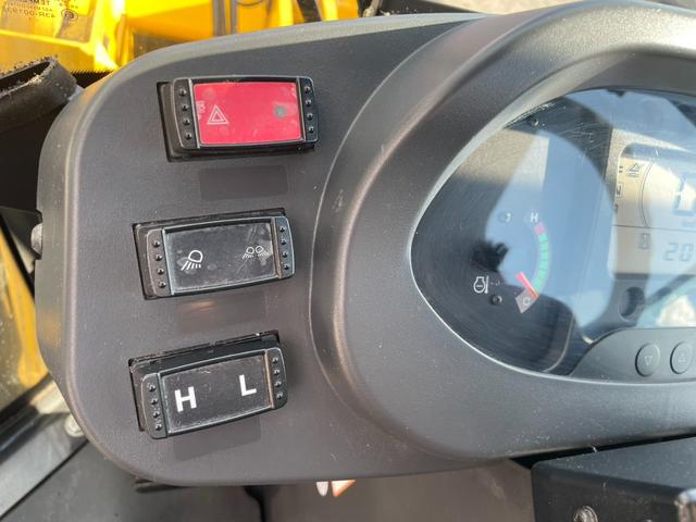 日本 日立ZW80S-5B 令和3年(2021)年式 0.9立米 バケット幅198cm 使用時間2010時間 ダブルヒーター スパイクタイヤ 車検令和9年10月(53枚目)