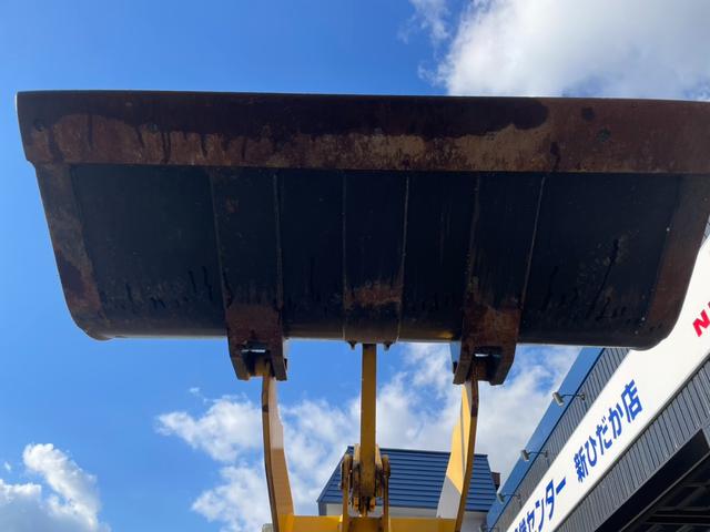 日本 日立ZW80S-5B 令和3年(2021)年式 0.9立米 バケット幅198cm 使用時間2010時間 ダブルヒーター スパイクタイヤ 車検令和9年10月(65枚目)