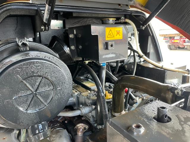 日本 日立ZW80S-5B 令和3年(2021)年式 0.9立米 バケット幅198cm 使用時間2010時間 ダブルヒーター スパイクタイヤ 車検令和9年10月(73枚目)