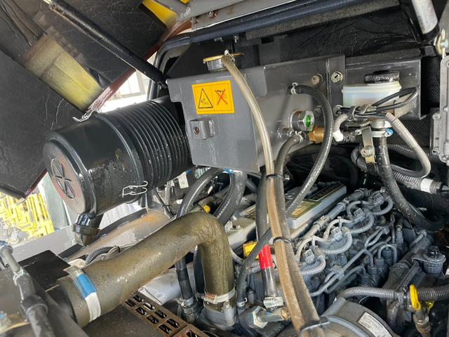 日本 日立ZW80S-5B 令和3年(2021)年式 0.9立米 バケット幅198cm 使用時間2010時間 ダブルヒーター スパイクタイヤ 車検令和9年10月(76枚目)