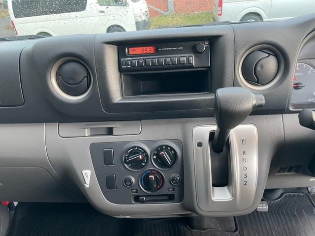 NV350キャラバンバン 平成26(2014)年式 車検1年付 フル装備 スノーモードスイッチ キーレス ABS ETC ディーゼル 切替4WD オートマ ホワイト(43枚目)