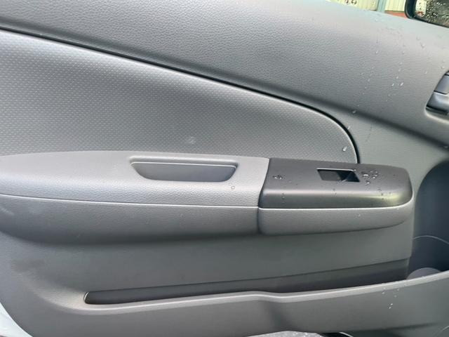 NV350キャラバンバン 平成26(2014)年式 車検1年付 フル装備 スノーモードスイッチ キーレス ABS ETC ディーゼル 切替4WD オートマ ホワイト(59枚目)