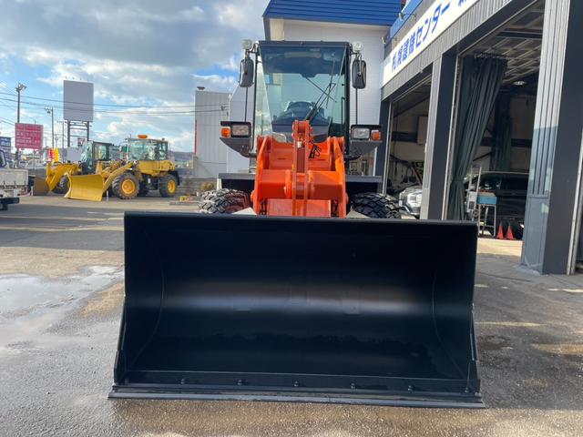 日本 日立 ZW80S-5B 0.9立米 バケット幅199cm スノースパイクタイヤ ダブルヒーター 車検令和9年11月 ディーゼル(9枚目)