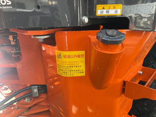 日本 日立 ZW80S-5B 0.9立米 バケット幅199cm スノースパイクタイヤ ダブルヒーター 車検令和9年11月 ディーゼル(21枚目)