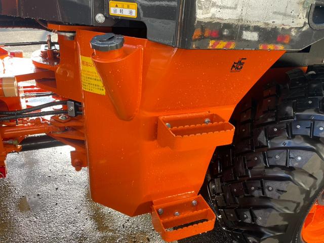 日本 日立 ZW80S-5B 0.9立米 バケット幅199cm スノースパイクタイヤ ダブルヒーター 車検令和9年11月 ディーゼル(27枚目)