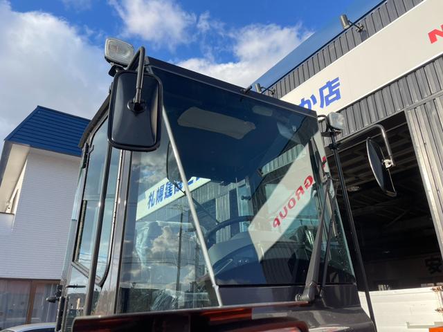 日本 日立 ZW80S-5B 0.9立米 バケット幅199cm スノースパイクタイヤ ダブルヒーター 車検令和9年11月 ディーゼル(41枚目)