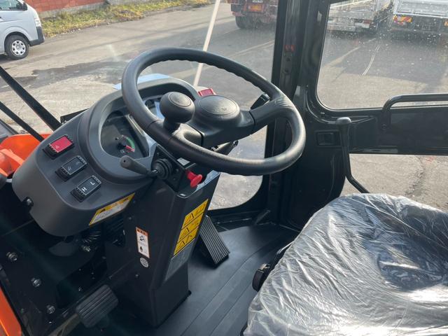 日本 日立 ZW80S-5B 0.9立米 バケット幅199cm スノースパイクタイヤ ダブルヒーター 車検令和9年11月 ディーゼル(47枚目)