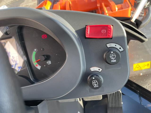 日本 日立 ZW80S-5B 0.9立米 バケット幅199cm スノースパイクタイヤ ダブルヒーター 車検令和9年11月 ディーゼル(53枚目)