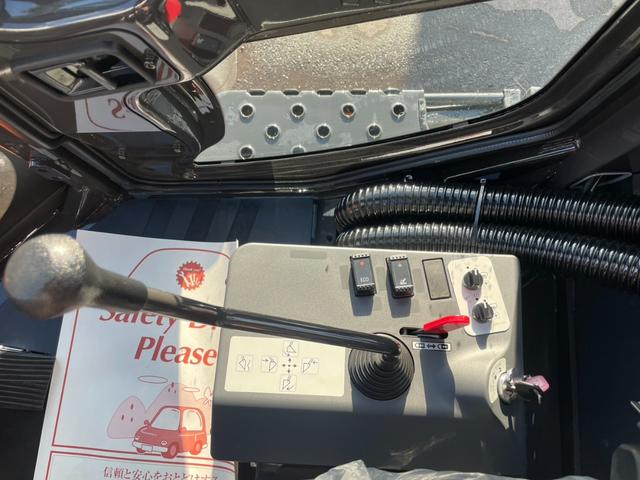 日本 日立 ZW80S-5B 0.9立米 バケット幅199cm スノースパイクタイヤ ダブルヒーター 車検令和9年11月 ディーゼル(59枚目)