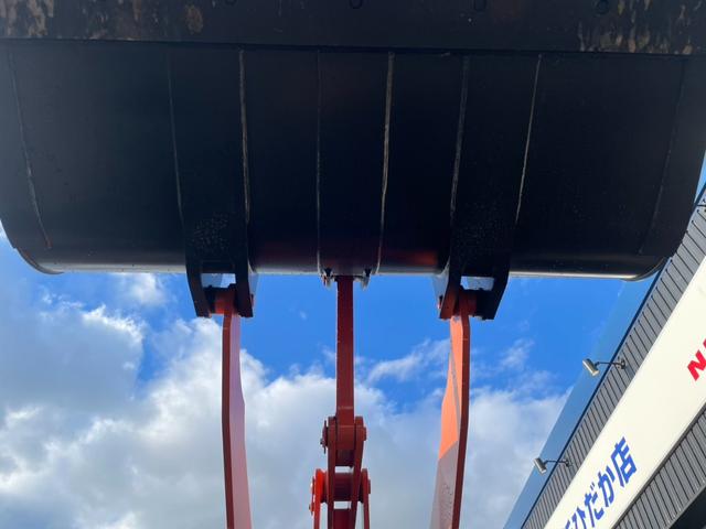 日本 日立 ZW80S-5B 0.9立米 バケット幅199cm スノースパイクタイヤ ダブルヒーター 車検令和9年11月 ディーゼル(66枚目)