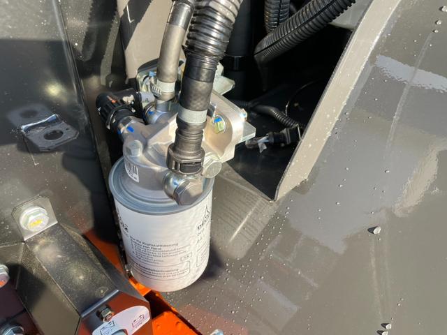 日本 日立 ZW80S-5B 0.9立米 バケット幅199cm スノースパイクタイヤ ダブルヒーター 車検令和9年11月 ディーゼル(77枚目)