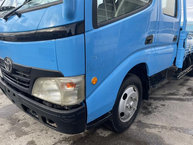 ダイナトラック 　２トンＷキャブロング　新明和　垂直パワーゲート　パワステ　エアコン　５ＭＴ　車検１年付　走行１３．９万キロ　荷台３ｍ３０ｃｍ×１ｍ８０ｃｍ（10枚目）