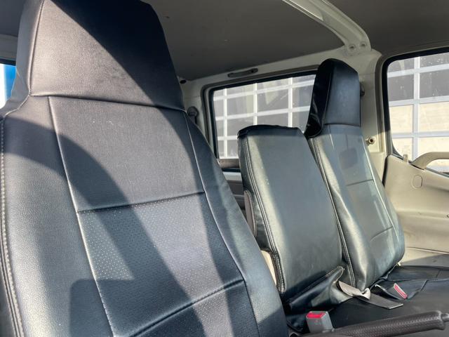 ダイナトラック 　２トンＷキャブロング　新明和　垂直パワーゲート　パワステ　エアコン　５ＭＴ　車検１年付　走行１３．９万キロ　荷台３ｍ３０ｃｍ×１ｍ８０ｃｍ（40枚目）