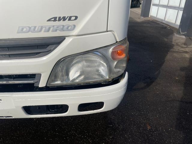 デュトロ 　２トン３段クレーン　ラジコン　４ＷＤ　フル装備　５ＭＴ　エコモード　アシストアイドル　ＡＢＳ　エアバック　ディーゼル　荷台３ｍ４７ｃｍ×１ｍ６９ｃｍ（11枚目）