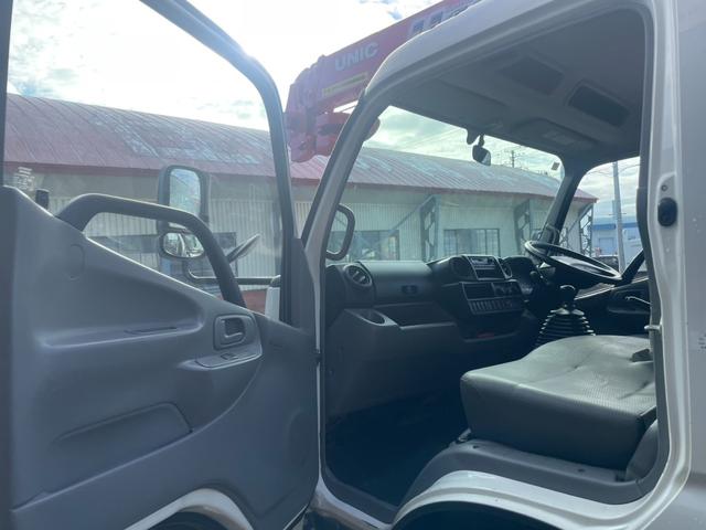 デュトロ 　２トン３段クレーン　ラジコン　４ＷＤ　フル装備　５ＭＴ　エコモード　アシストアイドル　ＡＢＳ　エアバック　ディーゼル　荷台３ｍ４７ｃｍ×１ｍ６９ｃｍ（54枚目）