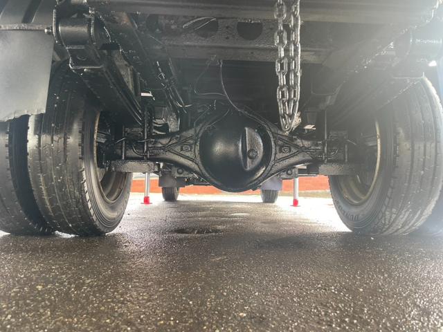 デュトロ 　２トン３段クレーン　ラジコン　４ＷＤ　フル装備　５ＭＴ　エコモード　アシストアイドル　ＡＢＳ　エアバック　ディーゼル　荷台３ｍ４７ｃｍ×１ｍ６９ｃｍ（58枚目）