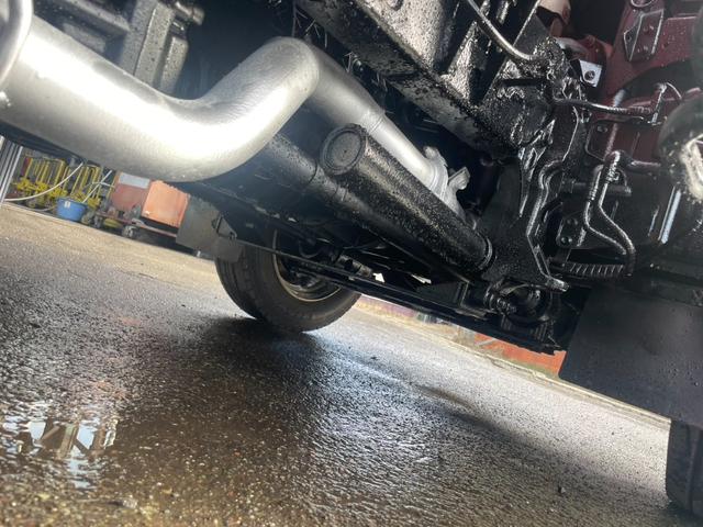 デュトロ 　２トン３段クレーン　ラジコン　４ＷＤ　フル装備　５ＭＴ　エコモード　アシストアイドル　ＡＢＳ　エアバック　ディーゼル　荷台３ｍ４７ｃｍ×１ｍ６９ｃｍ（61枚目）