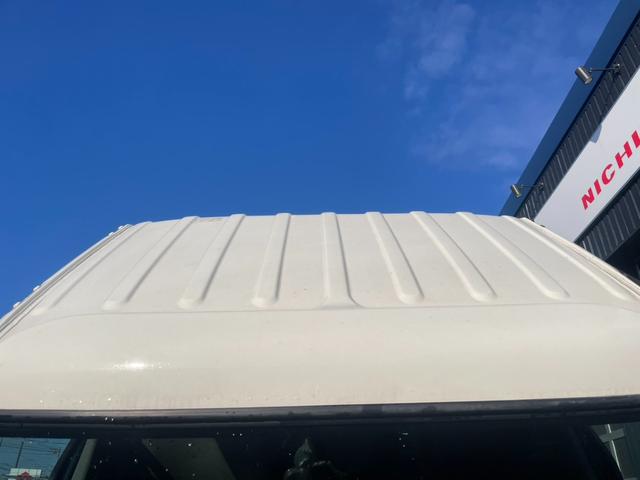 デュトロ 　２トン３段クレーン　ラジコン　４ＷＤ　フル装備　５ＭＴ　エコモード　アシストアイドル　ＡＢＳ　エアバック　ディーゼル　荷台３ｍ４７ｃｍ×１ｍ６９ｃｍ（77枚目）