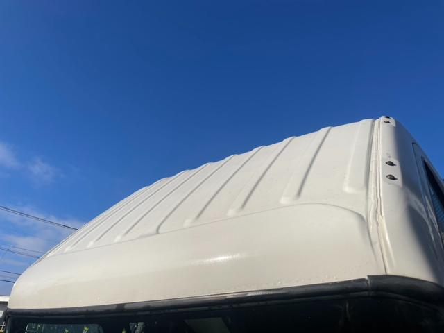 デュトロ 　２トン３段クレーン　ラジコン　４ＷＤ　フル装備　５ＭＴ　エコモード　アシストアイドル　ＡＢＳ　エアバック　ディーゼル　荷台３ｍ４７ｃｍ×１ｍ６９ｃｍ（79枚目）