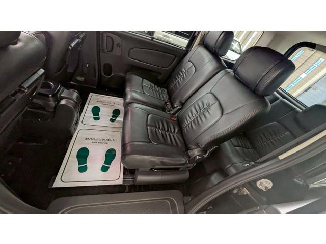 セレナ ハイウェイスター　Ｖセレクション　４ＷＤ　１年保証付　社外８インチナビ　両側パワースライド　アイドリングストップ　フルセグＴＶ　ＥＴＣ　社外シートカバー　バックカメラ　オートエアコン　クルーズコントロール（21枚目）