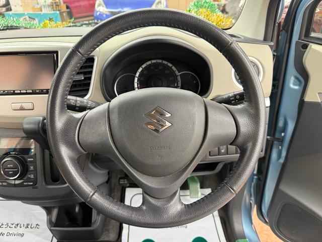 ワゴンＲ ＦＸリミテッド　４ＷＤ　バックカメラ　ナビ　ＴＶ　スマートキー　アイドリングストップ　電動格納ミラー　シートヒーター　ベンチシート　ＣＶＴ　盗難防止システム　ＡＢＳ　ＣＤ　アルミホイール　衝突安全ボディ　エアコン（2枚目）
