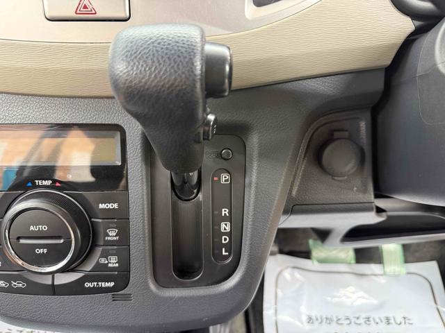 ワゴンＲ ＦＸリミテッド　４ＷＤ　バックカメラ　ナビ　ＴＶ　スマートキー　アイドリングストップ　電動格納ミラー　シートヒーター　ベンチシート　ＣＶＴ　盗難防止システム　ＡＢＳ　ＣＤ　アルミホイール　衝突安全ボディ　エアコン（8枚目）
