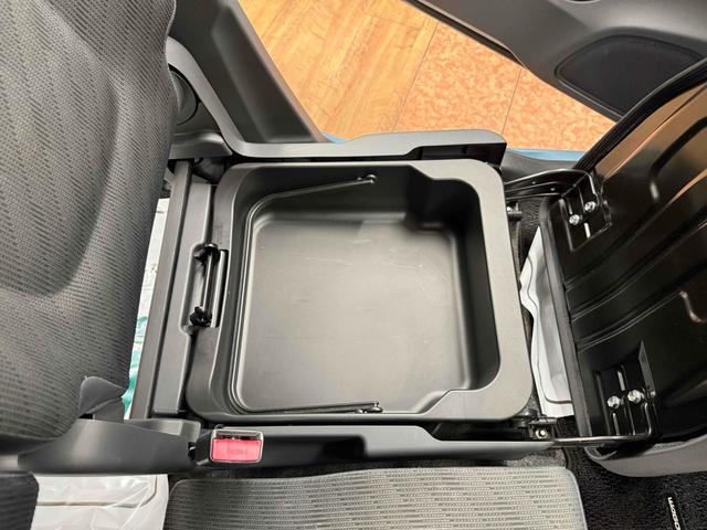 ワゴンＲ ＦＸリミテッド　４ＷＤ　バックカメラ　ナビ　ＴＶ　スマートキー　アイドリングストップ　電動格納ミラー　シートヒーター　ベンチシート　ＣＶＴ　盗難防止システム　ＡＢＳ　ＣＤ　アルミホイール　衝突安全ボディ　エアコン（49枚目）