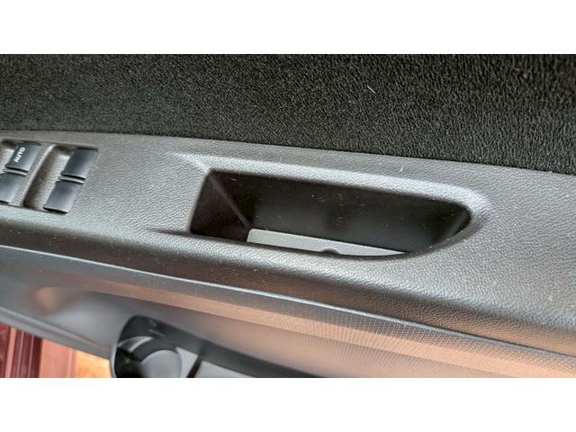 ソリオ 4WD 1年保証付 寒冷地仕様 純正ナビ フルセグTV 両側パワースライド エンジンスターター オートライト ETC HID シートヒーター シートリフター 社外14インチアルミ(26枚目)