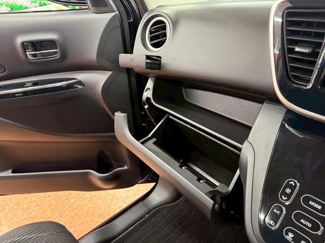 eKスペースカスタム カスタムG e-アシスト 4WD 1年保証付 寒冷地仕様 社外ナビ フルセグTV バックカメラ☆片側パワースライド シートヒーター HID 社外15インチAW(41枚目)